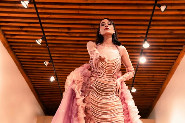 Welche Kleidungsstücke sollte ich für einen Urlaub einpacken?